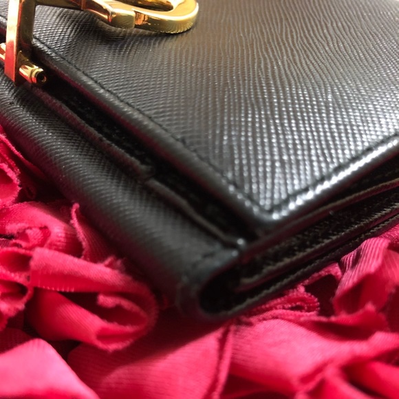 2️⃣2️⃣5️⃣ Salvatore Ferragamo Wallet - Picture 7 of 16